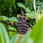 statuette de bouddha pour le jardin